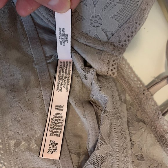Victoria Secret Gray Lace Bralette Brassiere - Medium - Picture 6 of 7